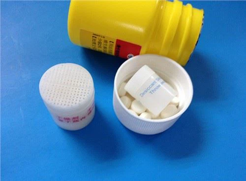Gel de silice déshydratant cylindrique de cartouche pour l'emballage primaire pharmaceutique